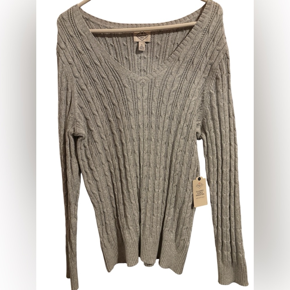 St. John's Bay Light Gray Women's v-neck Sweater size XL